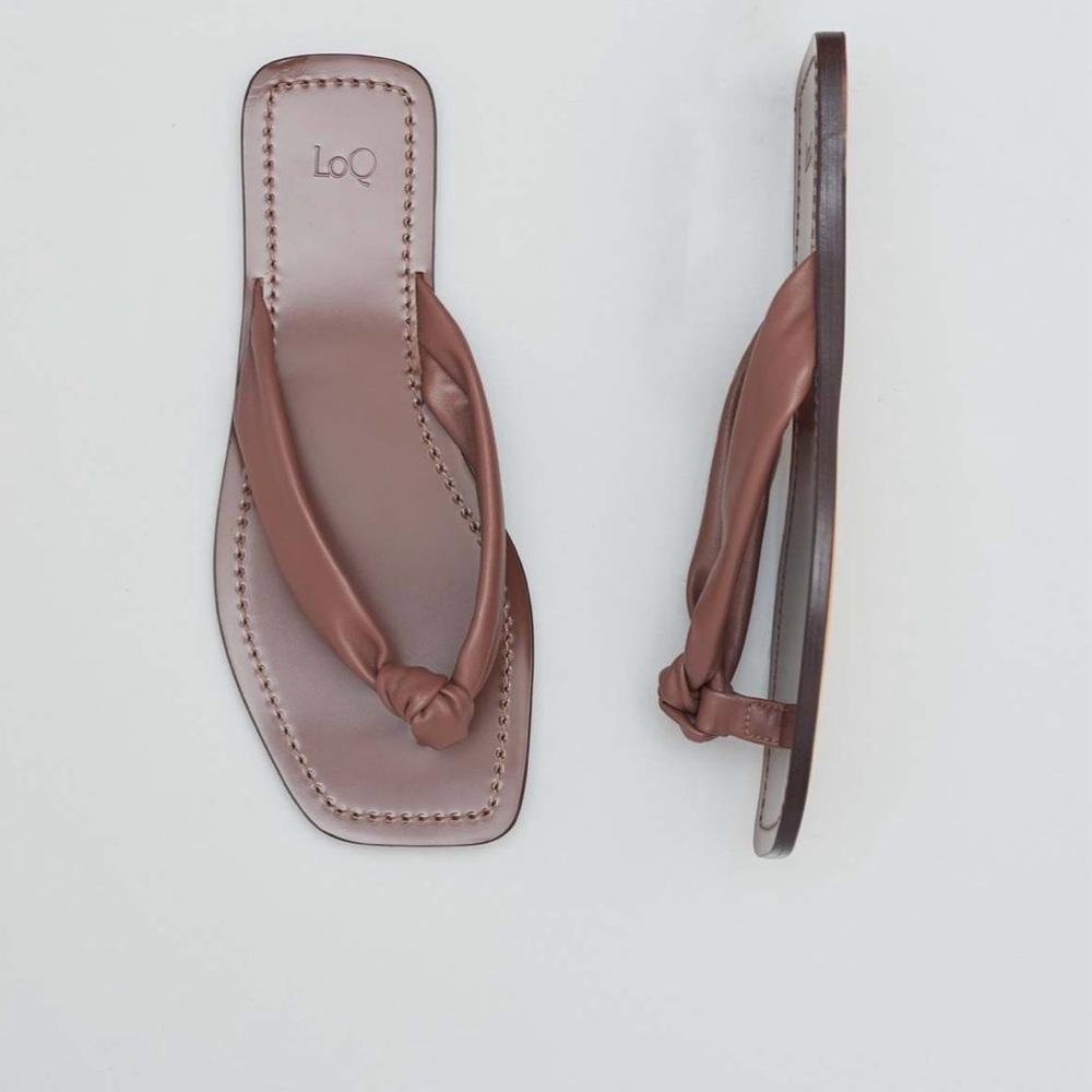 LOQ Brown Rey Thong Flip Flop Sandals in Mousse Sz 38